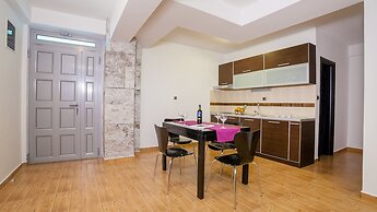 Apartments Raymond