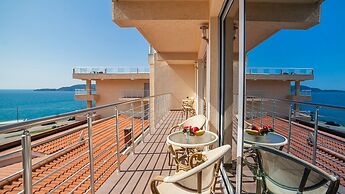 Apartments Raymond