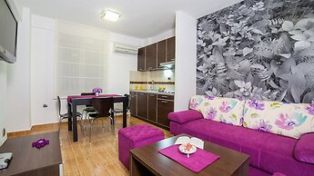 Apartments Raymond