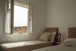 Irene Kimolos Villas