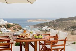 Irene Kimolos Villas