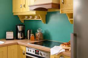 Irene Kimolos Villas