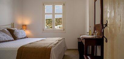 Irene Kimolos Villas