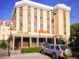 Hotel Salut