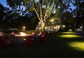 Sesuit Harbor House