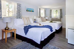 Sesuit Harbor House
