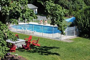 Sesuit Harbor House