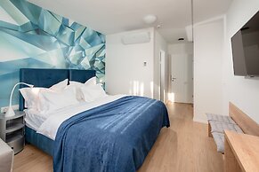 Skaline Luxury rooms Split