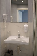 Lion University & Youth Hostel Milano