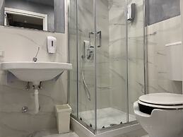 Lion University & Youth Hostel Milano