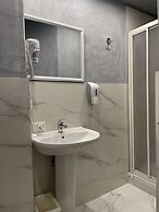 Lion University & Youth Hostel Milano