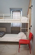 Lion University & Youth Hostel Milano