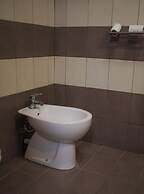 Lion University & Youth Hostel Milano