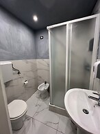 Lion University & Youth Hostel Milano