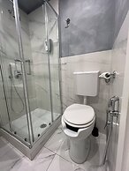 Lion University & Youth Hostel Milano