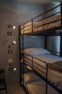 Lion University & Youth Hostel Milano