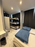 Lion University & Youth Hostel Milano