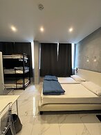 Lion University & Youth Hostel Milano