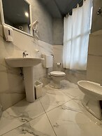 Lion University & Youth Hostel Milano