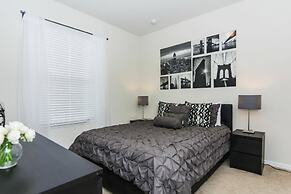 Luxurious Vacation Townhome With Private Pool