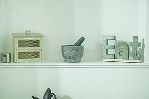 St John's Cottage - Simple2let Serviced Apartments