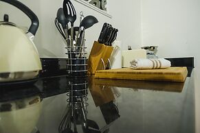 St John's Cottage - Simple2let Serviced Apartments