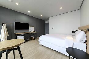 Hotel R Gangneung