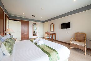 Eco Hotel by Thammasat