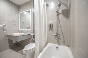 Eco Hotel by Thammasat