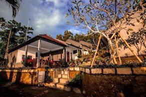 Singgahan Bungalow by ecommerceloka