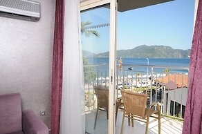 Luna Beach Hotel & Spa