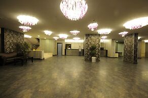 Luna Beach Hotel & Spa