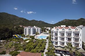 Luna Beach Hotel & Spa