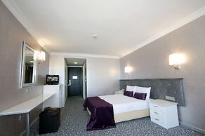 Luna Beach Hotel & Spa