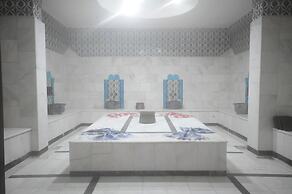 Luna Beach Hotel & Spa