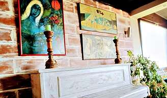 Stone House Andromeda