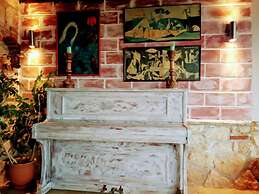 Stone House Andromeda