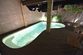 Villa Cantika Resort