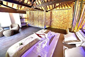 Villa Cantika Resort