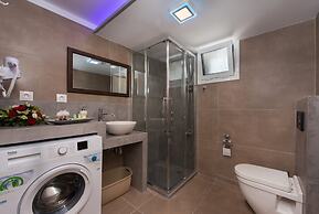 Angelo Del' Arte Estate