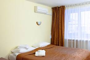 AMAKS Tourist hotel