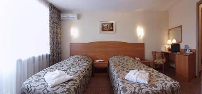AMAKS Tourist hotel