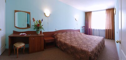 AMAKS Tourist hotel