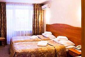 AMAKS Tourist hotel