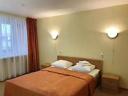 AMAKS Tourist hotel