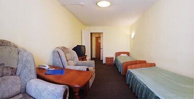 AMAKS Tourist hotel