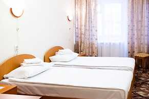 AMAKS Tourist hotel