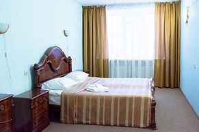 AMAKS Tourist hotel
