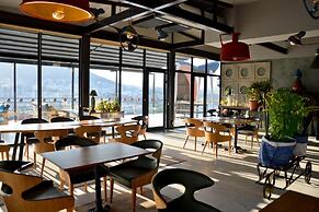 Brim Hotel
