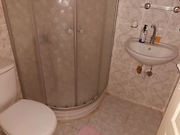 Teos Alesta Apart Pansiyon